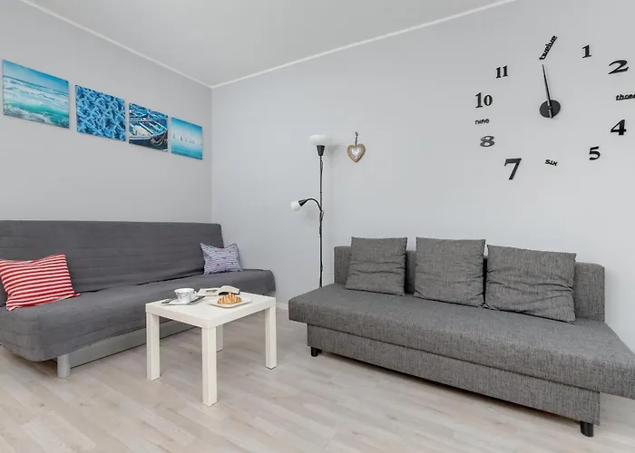 Unique & Seaside For 4 People In By Renters Appartement *